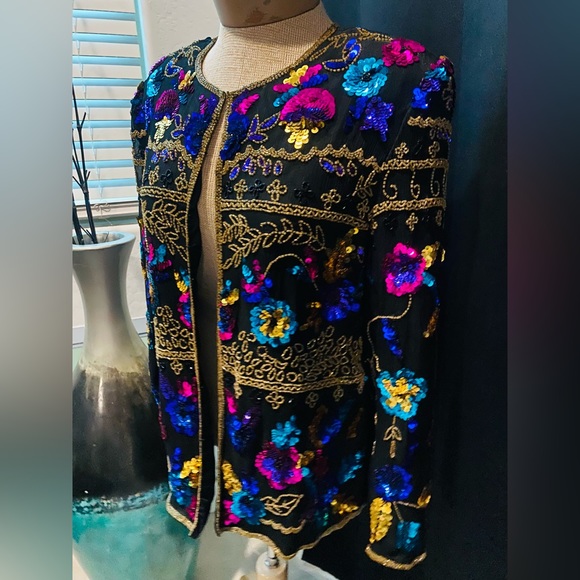 ✨Vintage Woman’s Sequins Blazer✨ - Picture 11 of 11